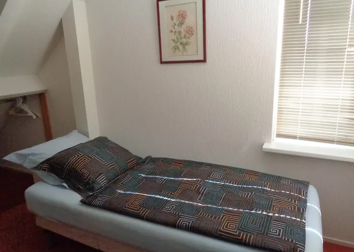 Korendijk فندق مبيت وإفطار 3*