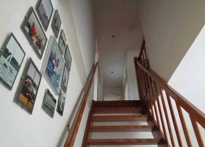 Bed and Breakfast Korendijk 3*